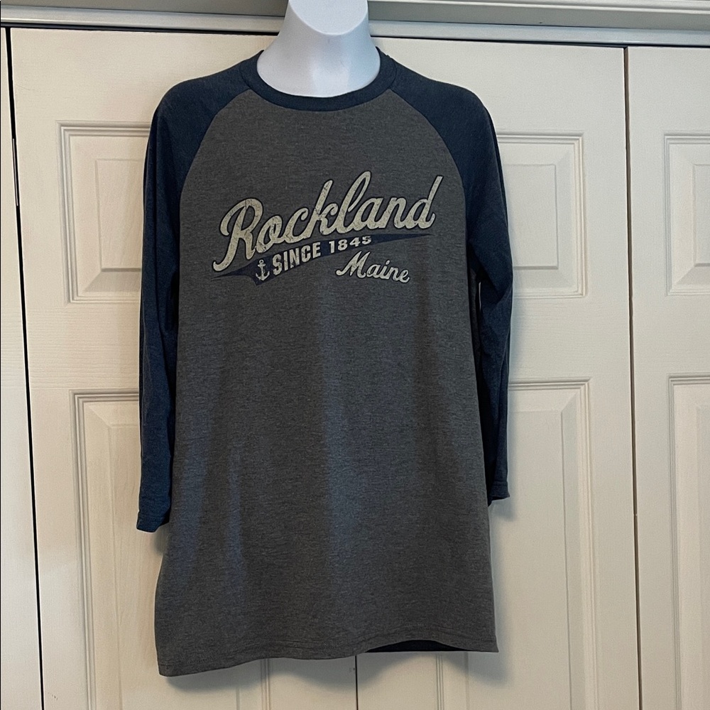 Men’s Rockland Maine T-shirt. Size large.